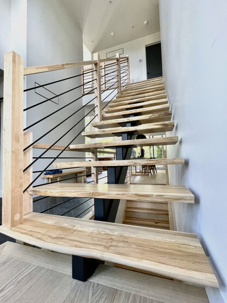 structure-acier-live-edge-erable-huile-naturel